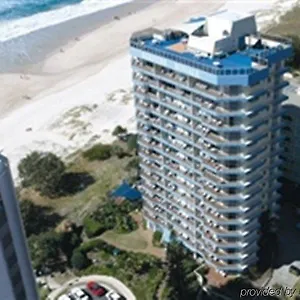 *** Hotel Surfers Royale Australia
