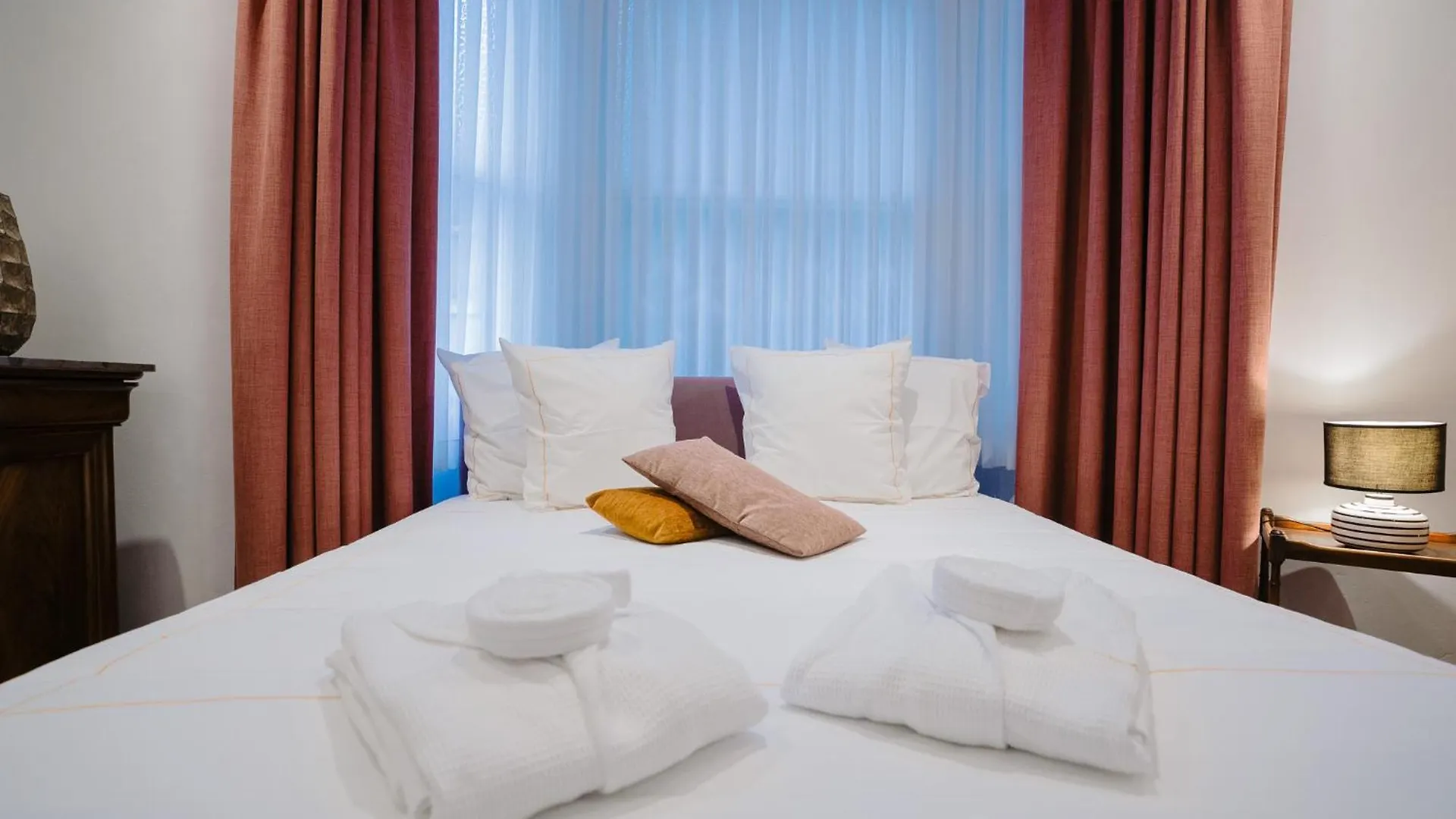 Circa 1929 Bed & Breakfast Ostend